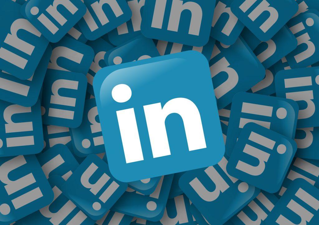 Cómo conseguir patrocinadores para un evento: utilice LinkedIn.